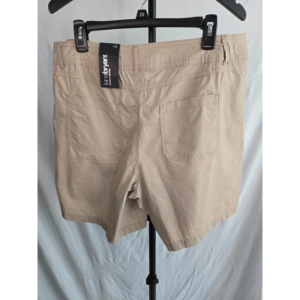 Lane Bryant Khaki Shorts Size 14 NWT Cotton Poplin Stretch 7 to 8 inch inseam